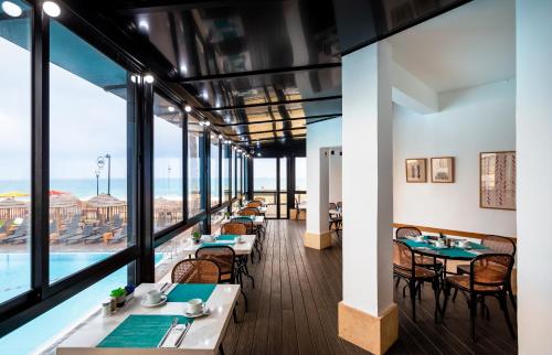 Food and beverages, Jacob Sea Life Nahariya in Nahariya