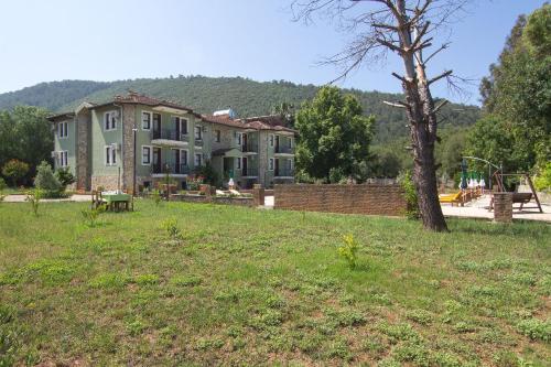 สวน, Yeşilkaya Hotel (Yesilkaya Hotel) in คายาเคย