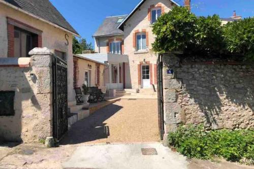 Belle demeure de 1820, classée, à 5 mn de Blois, 10 mn de Chambord