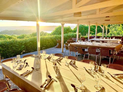 LES BASTIDES DE CHANTERAINE Bungalows, Lodges & Spa in Aiguines