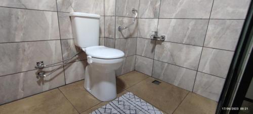 ÇAYKARA-NANAGA1883-Entire 1 Bedroom Flat with Balcony-Lake-Mountain View