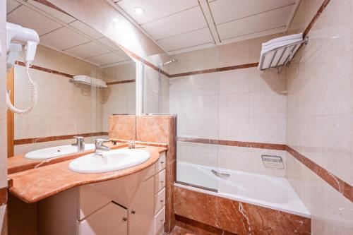 Suites Marina - Abapart - image 13