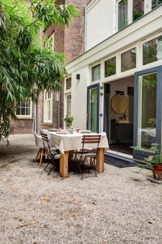 Canal House with Garden, Amsterdam (photo 9)