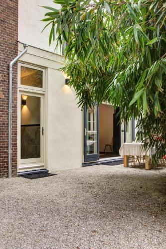 Canal House with Garden, Amsterdam (photo 10)