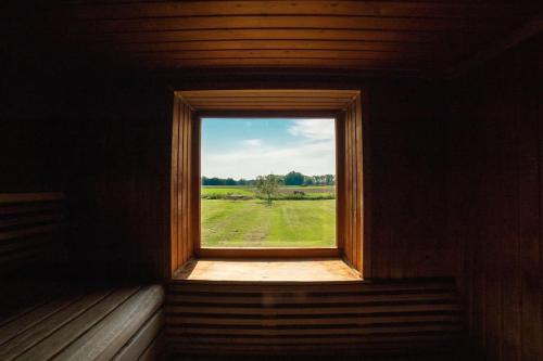 The Threshing Barn - relaxing countryside spa break