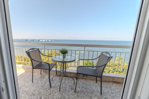  Akrogiali Studios Michaniona in Néa Michanióna