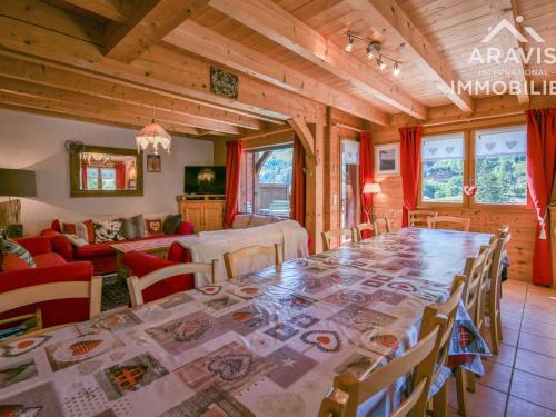 Chalet Le Grand-Bornand, 8 pièces, 16 personnes - FR-1-391-33