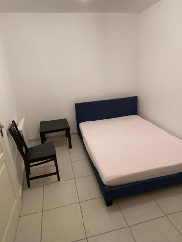 petit appartement calme en plein centre du village de ribiers 4
