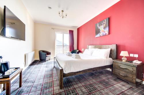 Deluxe Double Room with Loch View