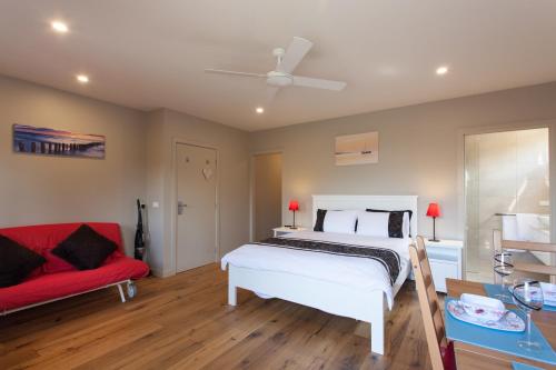 Silversands Beach Cottage in Mornington