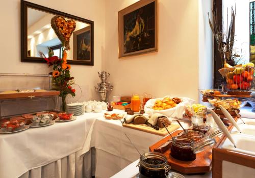 Hotel Hahn - image 13