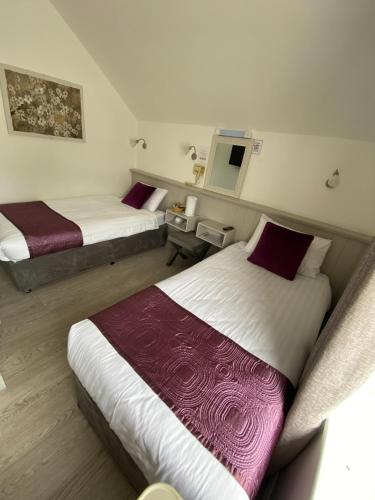 The Town House Hotel - image 8
