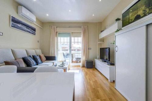 A&N Mediterranean Terrace Apartment with Pool & Parking - image 2