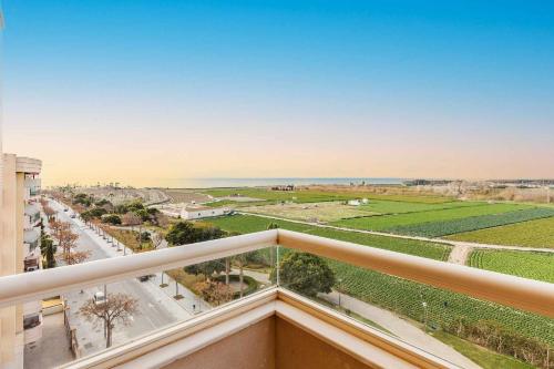 Three-Bedroom Apartment room in A&N Spacious Family Apartment with Pool & Parking
