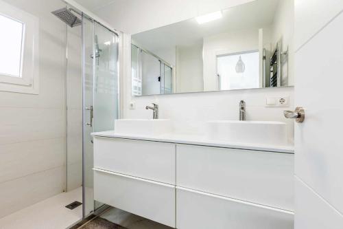 Two-Bedroom Apartment image 8