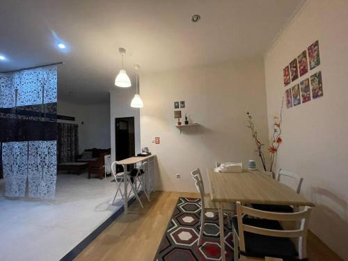 Cozy 3BR House - 8min From City Centre by Sakura