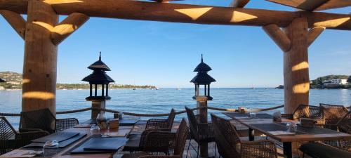 Agay Cap Esterel Le Hameau F2 Clim plein sud dernier etage Magnifique vue mer in Saint-Raphael