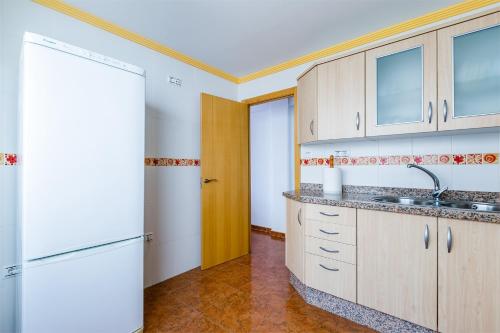 A&N City & Beach Terrace Apartment Torre del Mar - image 3