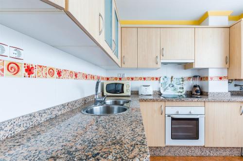 Two-Bedroom Apartment image 5