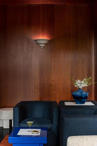 Cowley Manor Hotel - image 11