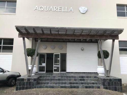 Ursula's Upmarket Apartment - Panoramic Views, Large Patio - Braai, WIFI - DSTV