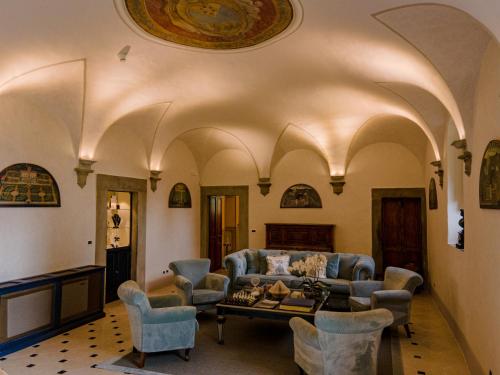 477024432 Villa di Piazzano - Small Luxury Hotels of the World