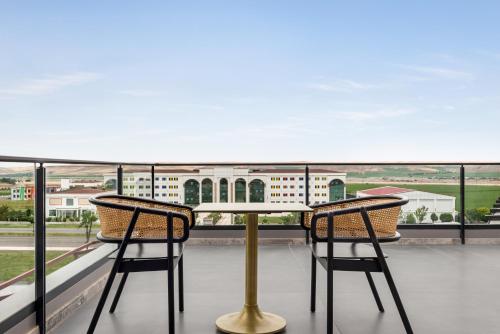 Erkély/terasz, Ramada Plaza By Wyndham Batman near Batman repülőtér