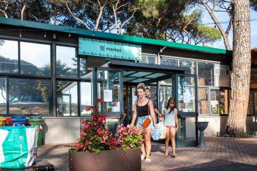 Fabulous Village - image 10