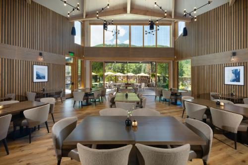 餐廳, 維爾莊園酒店 (Manor Vail Lodge) in 範爾 (CO)