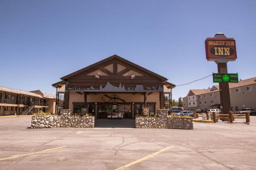 Brandin' Iron Inn in West Yellowstone, USA