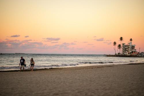 2BR Condo at Isla Verde Beach - image 13