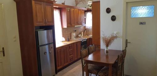virtuve, LOURANTIANIKA HOUSE in Livadi (Cythera)