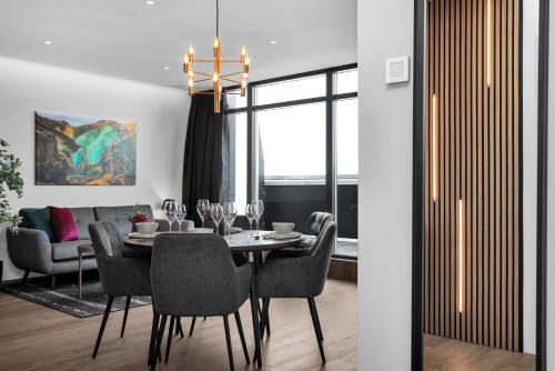 Penthouse Apartment image 10