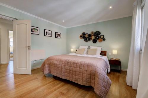 Comfortable Town House in Quiet Area by LovelyStay, Лиссабон (фото 5)