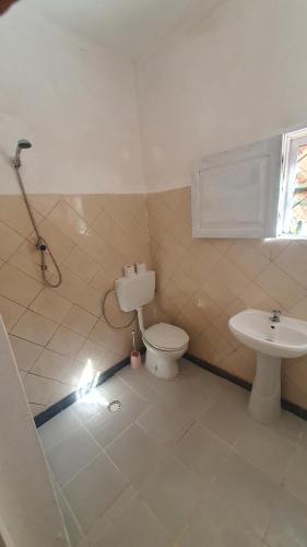 Salle de bain, Apartamento Casa Cacheu in Bissau