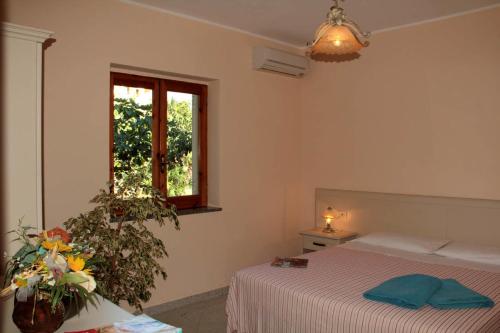 Hotel Santa Chiara - image 2