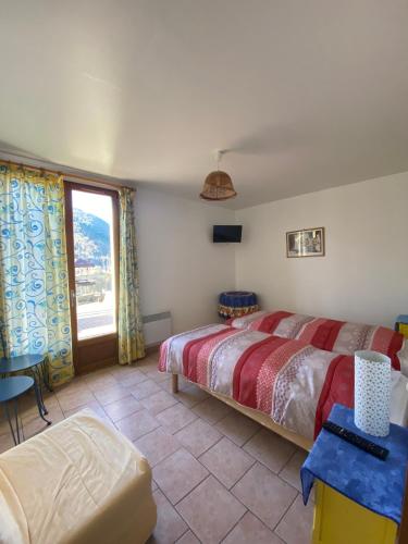 Ferme-auberge le cochon du Madres in Escouloubre