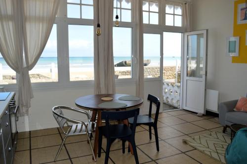 La parenthèse marine, vue mer avec terrasse - Location saisonnière - Arromanches-les-Bains