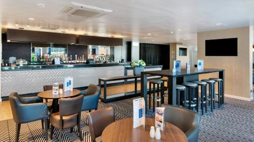 Holiday Inn Express Leigh - Sports Village an IHG Hotel - image 10
