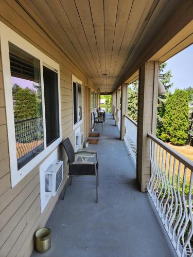 Grantview Inn in Surrey, Canada