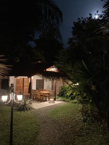 Pura Vida Vegana – Cahuita, LA
