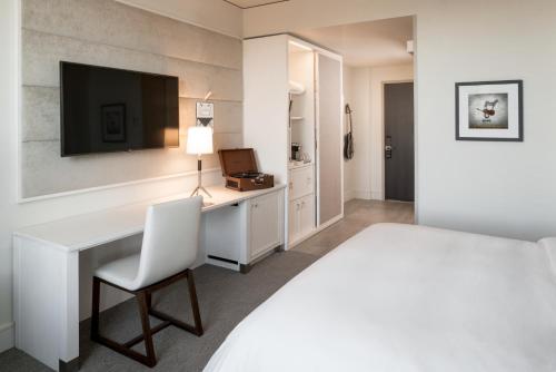 The Elizabeth Hotel, Autograph Collection by Marriott - Tap to explore photos