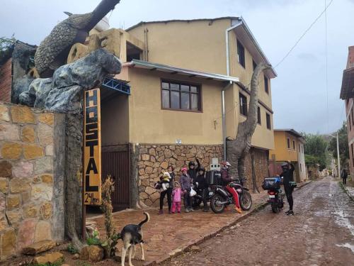 Exterior view, Torotoro Hostal El Olvido in Torotoro