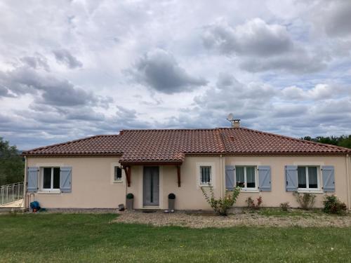 Chez Marie et Fabrice gîte à louer Le Clapier