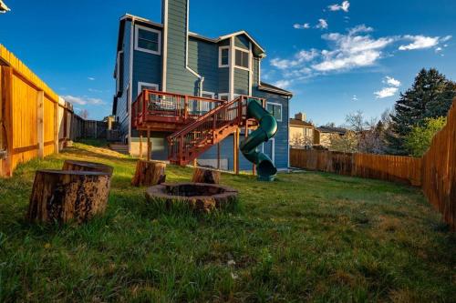 Hillcrest Chalet - Spa - Mountain Views - Fire Pit - Slide -9min to USAFA - Colorado Springs