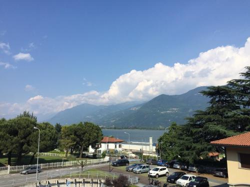 Camera doppia, vista sul lago