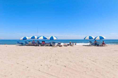 Wavecrest Resort