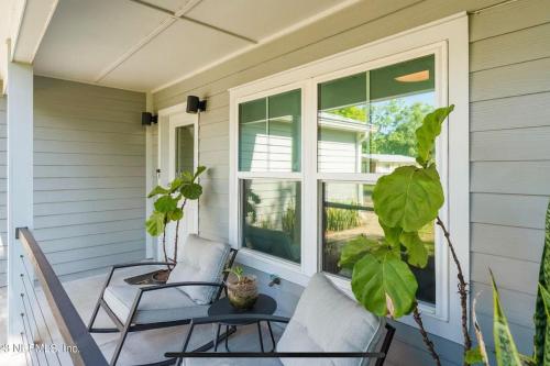 San Sebastiáns Hideaway - Modern with Group Friendly Amenities just minutes from Downtown and St Augustine Beach in St. Augustine, USA