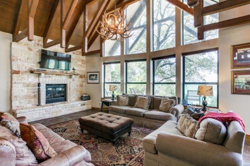 Sunset Retreat in Whitney, USA