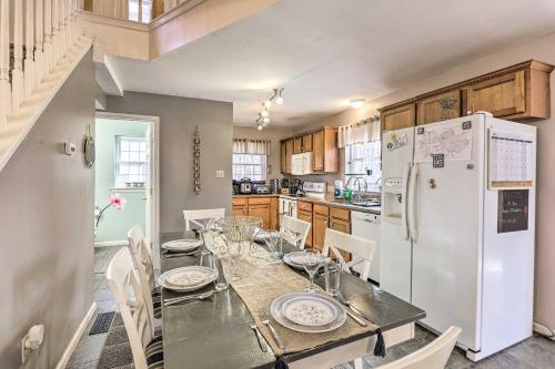 Albrightsville Home with Hot Tub Ski and Relax! in Albrightsville, USA
